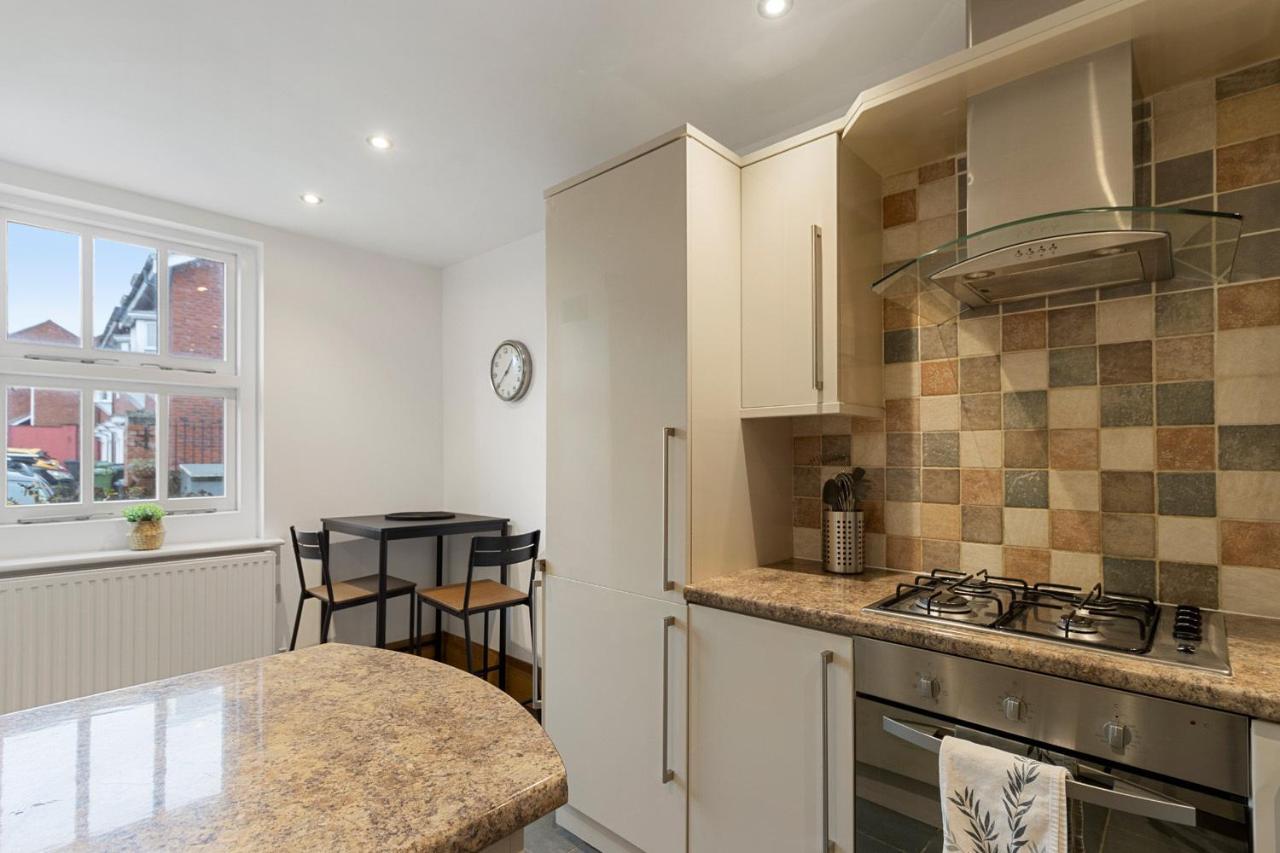 The Old Cooperage By Staytor Accommodation Exeter Esterno foto